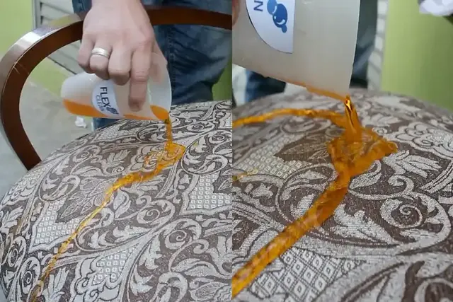 Teste de impermeabilização em estofado: o líquido derramado escorre sem penetrar no tecido